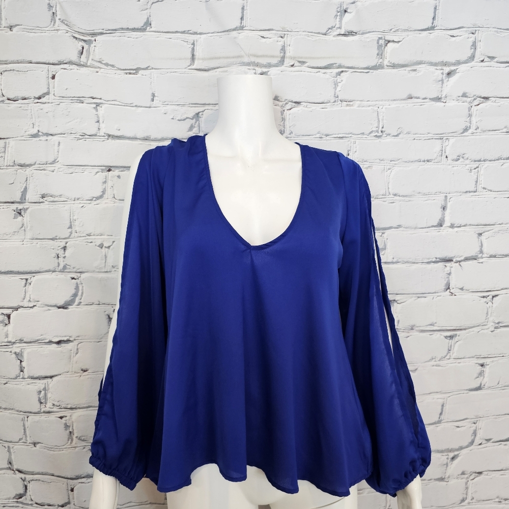 Lovers + Friends Blue Split Sleeve Blouse